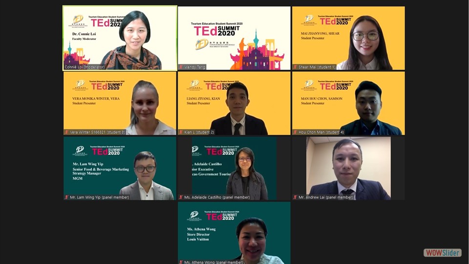 Group photo of afternoon Venue C