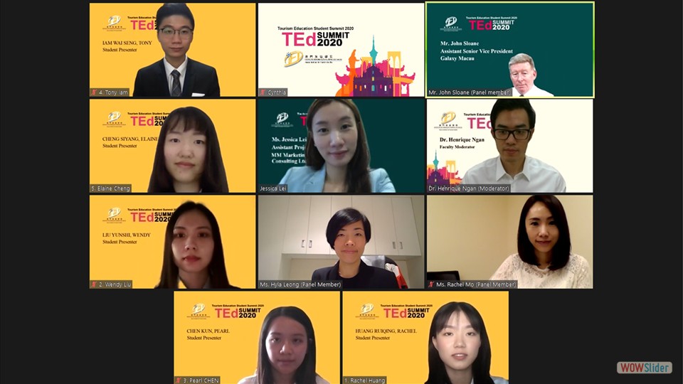 Group photo of afternoon Venue E