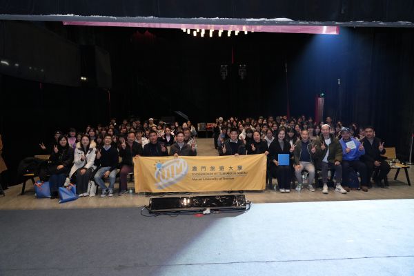 dsc022625D63D47F-B1D4-2191-D74D-FAF618363B2B.jpg