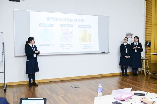 dsc-0426723DE558-87F8-1BD9-3EF5-52BC846F5105.jpg