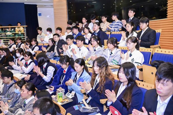 dsc-0786626EB0A1-E8DD-3A0D-1268-055AB666D7AD.jpg